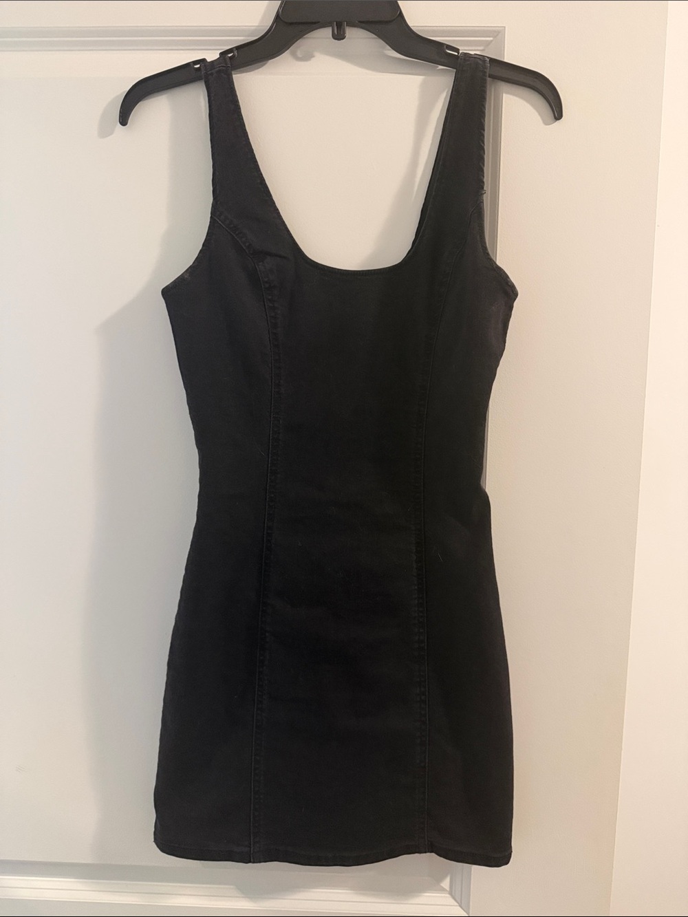 Black Sleeveless Mini Dress
